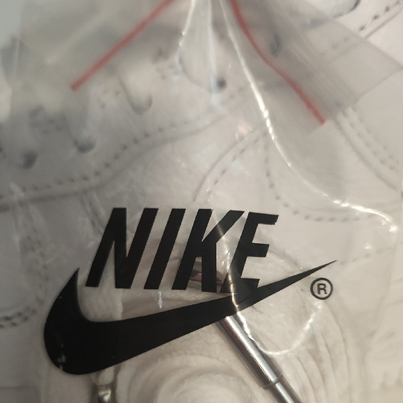 Nike Drake NOCTA Air Force 1 Low - Picture 2 of 9